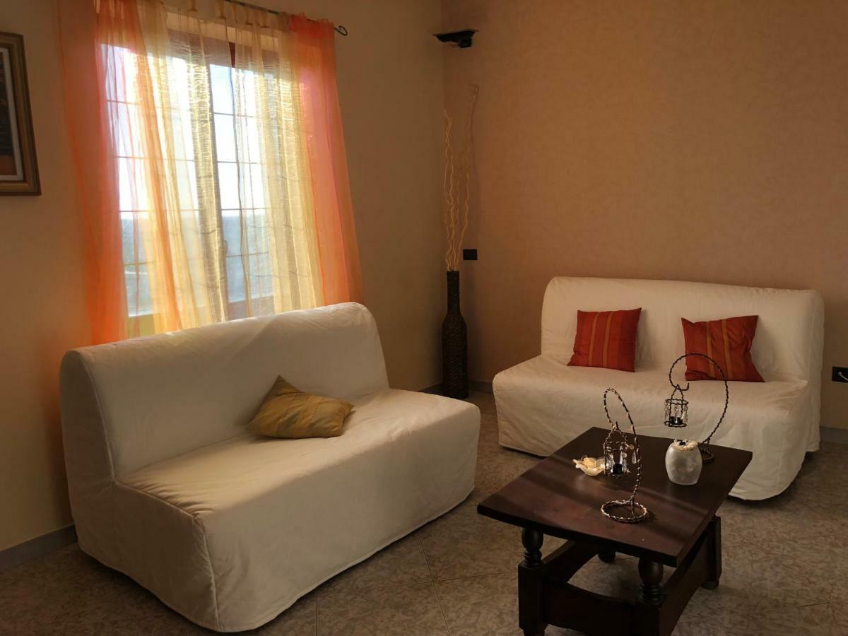 Your Home Fiumicino Bagian luar foto